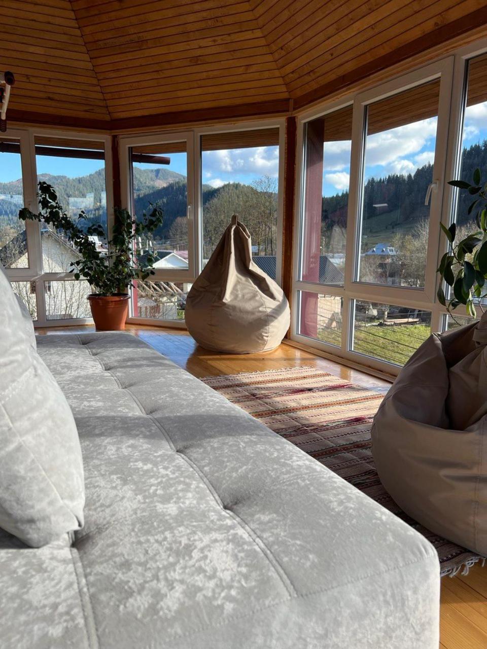 Domashnya Oselya Appartement Verkhovyna Buitenkant foto